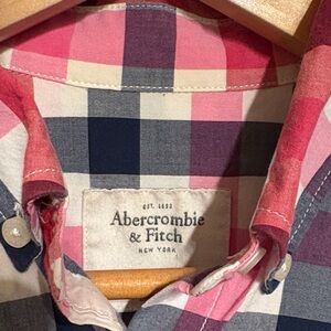 Abercrombie & Fitch Preppy Checkered Long Sleeve Button Boys Medium